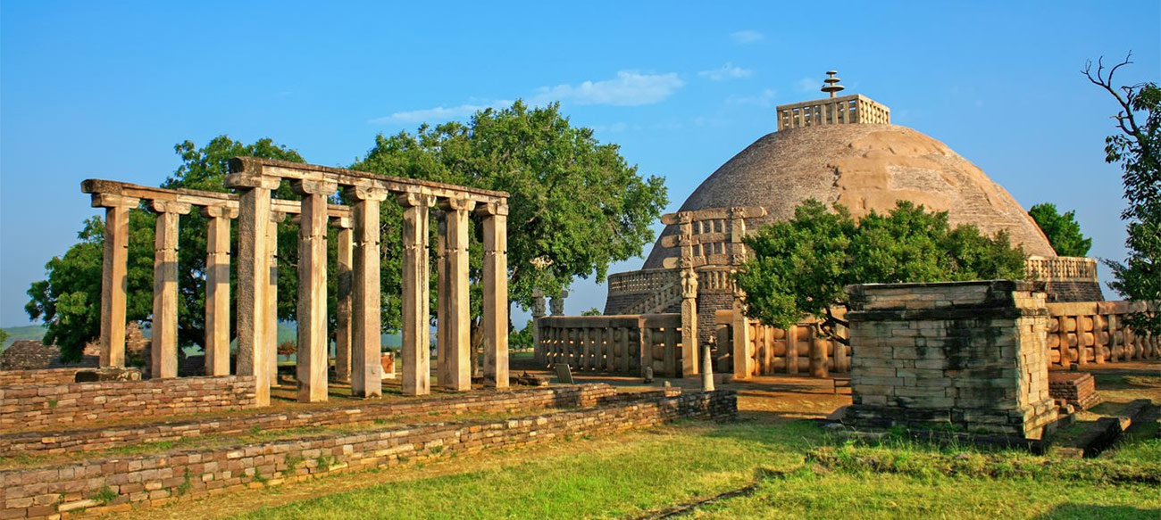 Buddhist Monuments at Sanchi (1989)