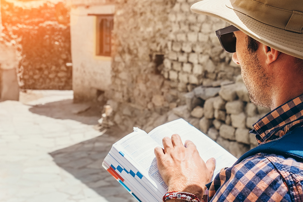 Traveller planning an India journey