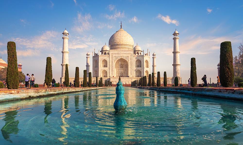 Visiting the Taj Mahal: Complete Guide for First-Time Visitors (2026–27)