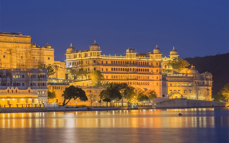 Rustic Beauty Exploring the Forts & Palaces of India